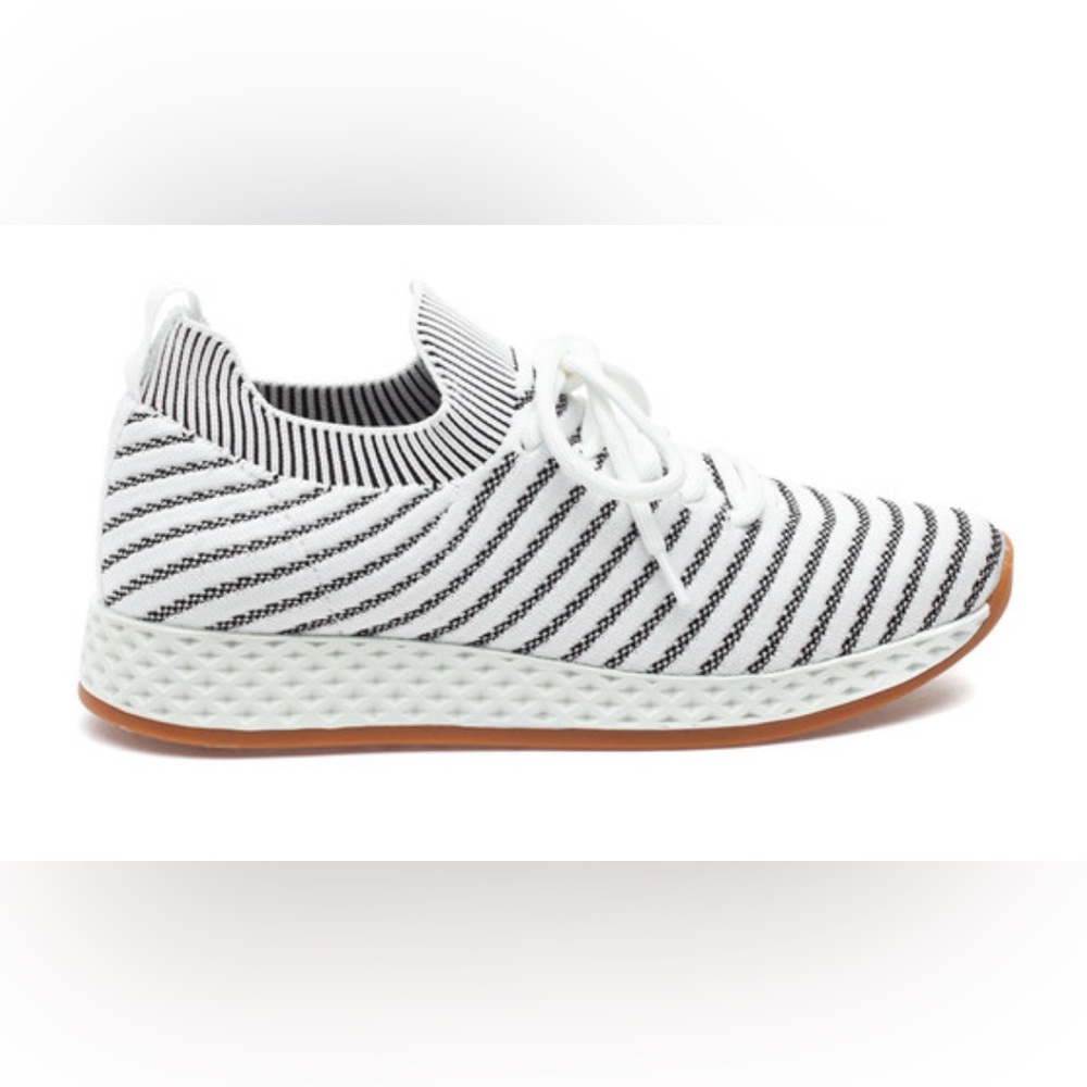 J/Slides Womens black & White Stripe Opy Sneakers Urban Sport Size 9 M US